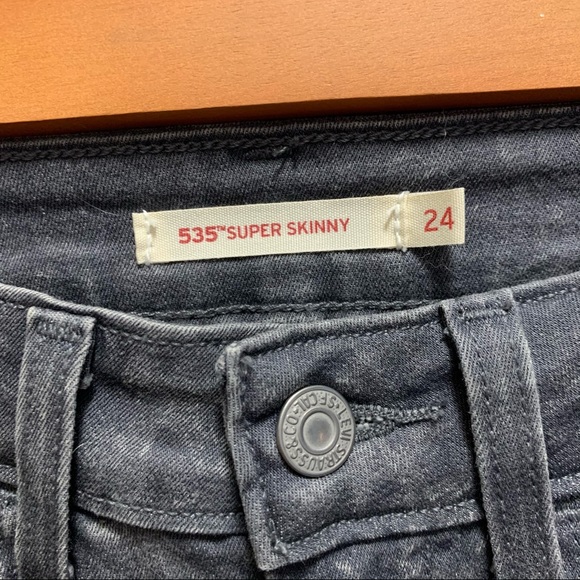 Levi’s | 535 Super Skinny - Picture 3 of 5